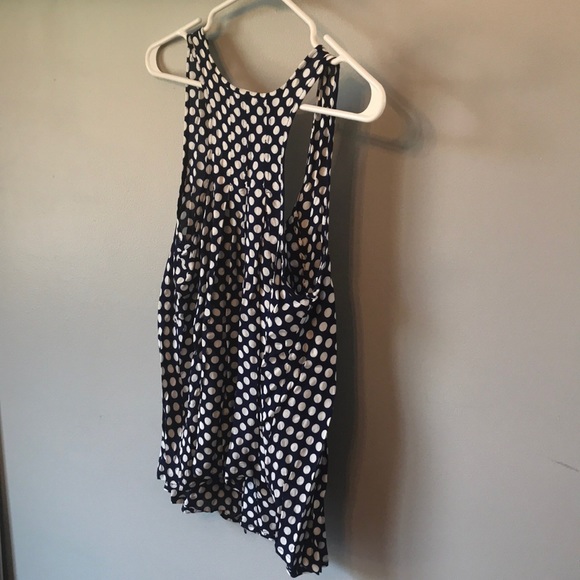 Sleeveless button blouse tank - Picture 5 of 7